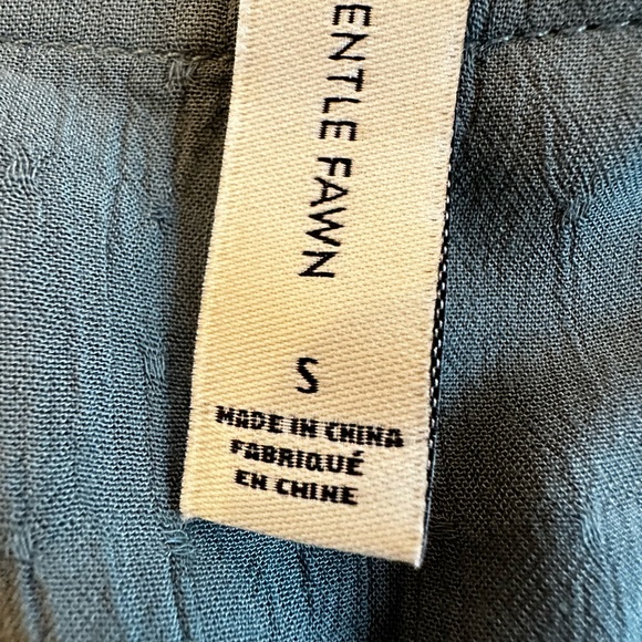 Gentle Fawn Top, Size Small - Picture 2 of 2